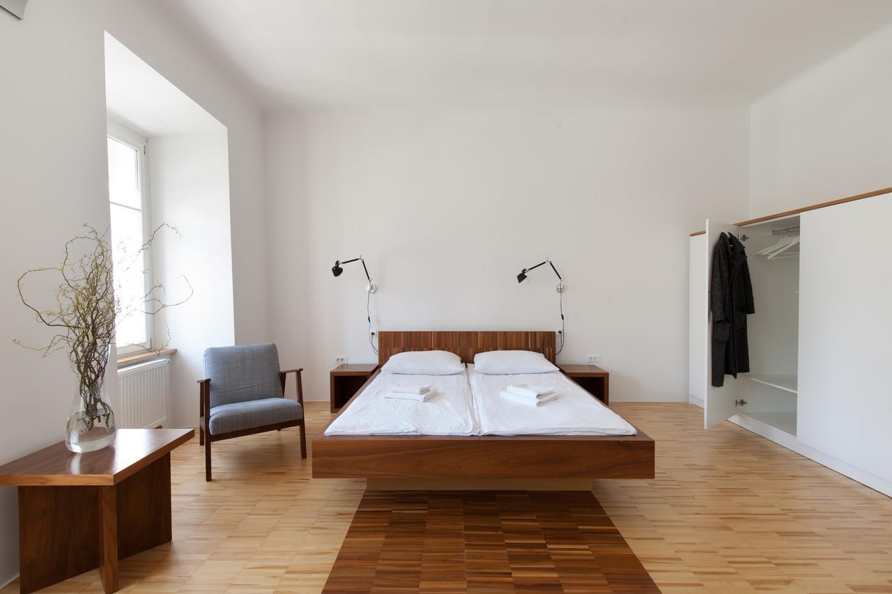 Julija&Robert'S Riverview Apartments And Rooms Ljubljana Kültér fotó
